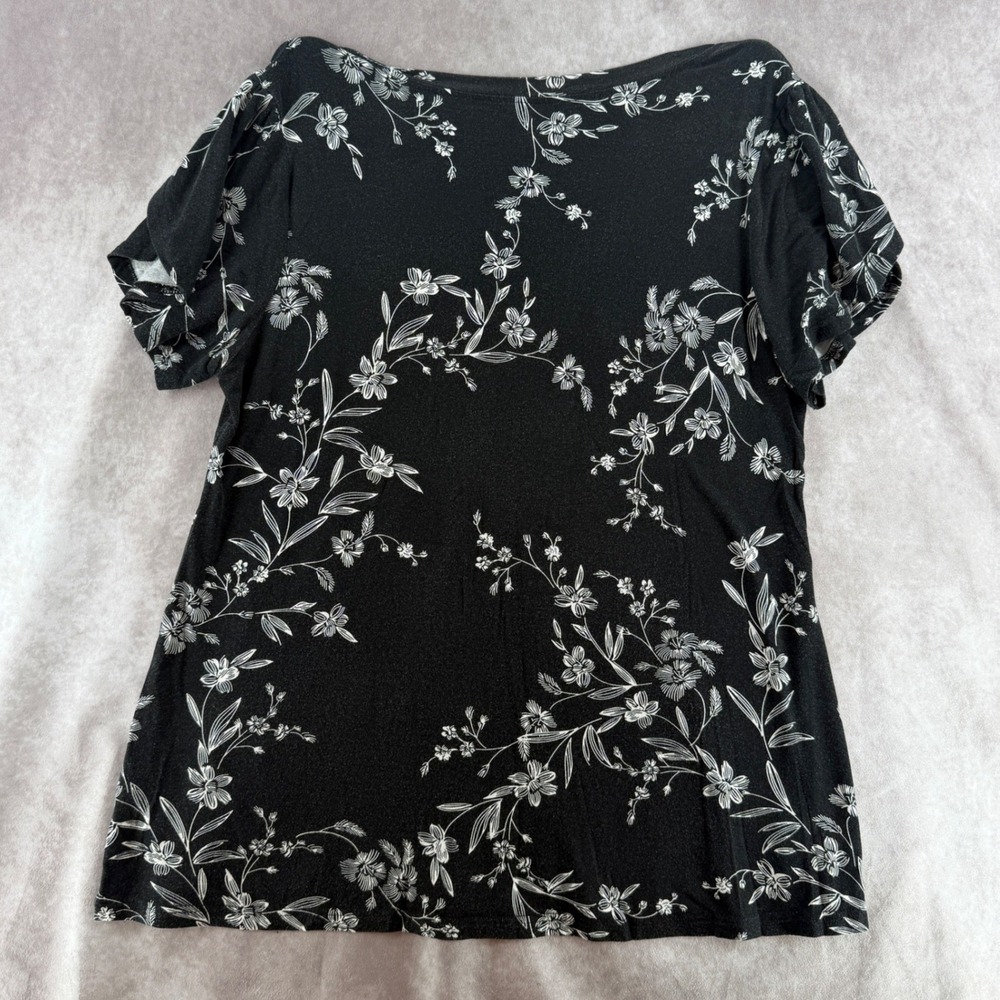 Cathy Women's Black White Floral V-Neck Tulip Sleeve Rayon Blend Top XL Feminine - Picture 3 of 9